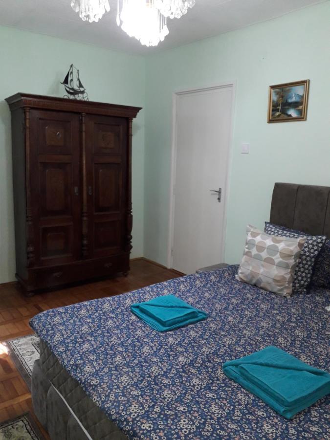 Cozy, central 1-bedroom apartment in Timisoara, Romania Exterior foto