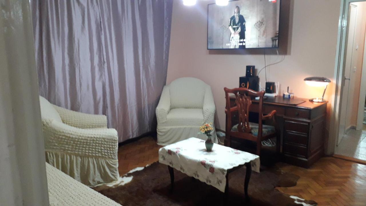 Cozy, central 1-bedroom apartment in Timisoara, Romania Exterior foto